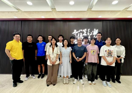 Xihe No.1 Middle School teachers and students field trip in Beijing